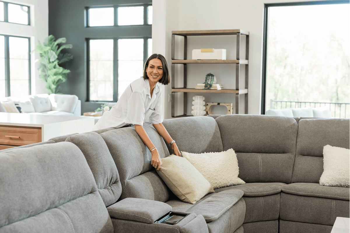 Vixen 7-Piece Triple Power Reclining Sectional with 2 Recliners 9
