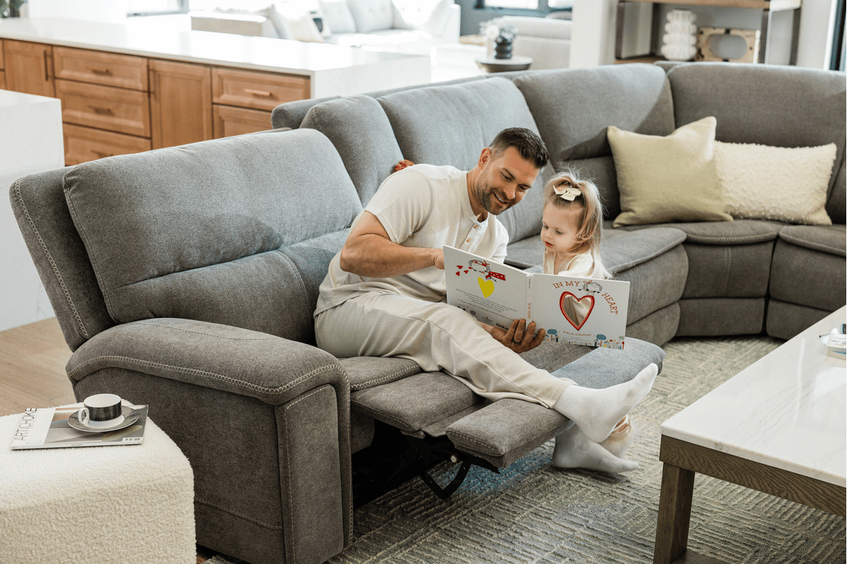 Vixen 7-Piece Triple Power Reclining Sectional with 3 Recliners 8