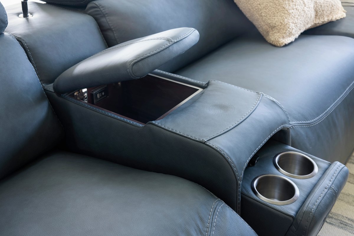 Element Navy Dual Power Reclining 7-Piece Console Sectional 24